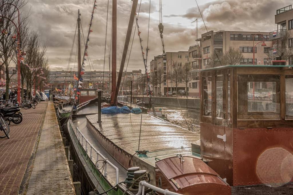 Hoekje Up Katwijk aan Zee Buitenkant foto